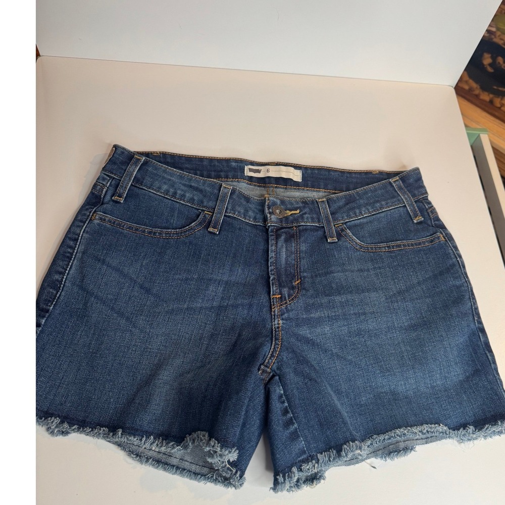 Levi's Denim Cutoff Shorts Size 6 Frayed Hem Casual‎ Summer Jean Shorts